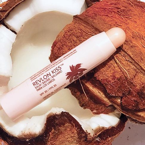 KISS BALSAMO DE LABIOS TROPICAL COCONUT 010  REVLON